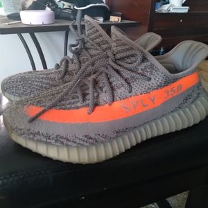 Yeezy 350 boost v2 beluga sz9.5